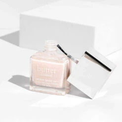 Bespoke Lace Patent Shine 10X Nail Lacquer 13 Bespoke Lace Patent Shine 10X Nail Lacquer -Skinora Store bespoke lace patent shine 10x nail lacquernail polishes 858367