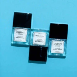 Hardwear Shine UV Top Coat -Skinora Store hardwear shine uv top coatnail treatment 304629